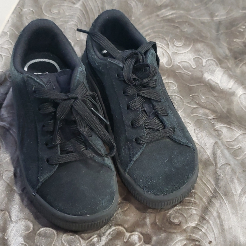Kid sneakers